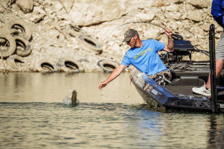 MidDay Report on Lake Amistad The National Professional Fishing League
